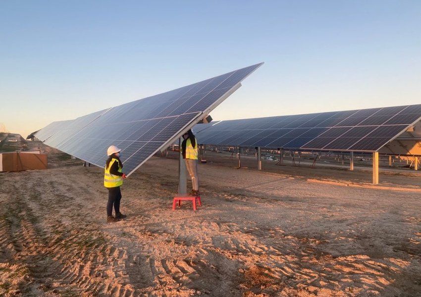 La potencia solar fotovoltaica rebasa el límite de 20.000 megavatios en España