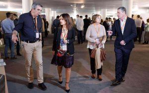 Medio millar de profesionales asisten a Connecta’23, en Alicante