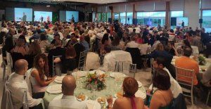 Un imagen general de la Cena de Agremia