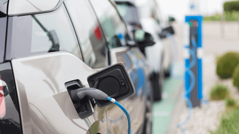 Las matriculaciones de vehículos eléctricos crecieron un 55 % en mayo