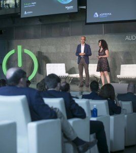 Jordi Gracia y Patricia Pimenta, durante el evento