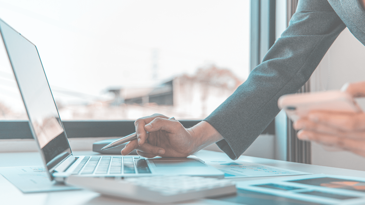 La PMcM lamenta que "el reglamento de la facturación electrónica sigue atascado y no se le espera”