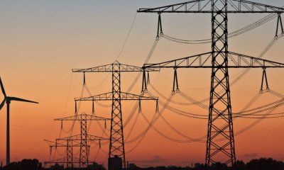 El retraso de la transformación del sector eléctrico: la electrificación debería crecer del 20 % al 55 % en 2050