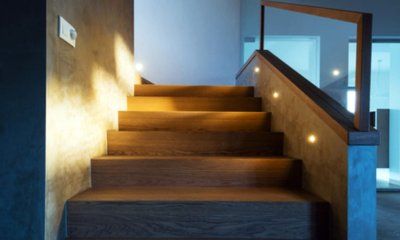 Simon ofrece las claves de la iluminación de una escalera de interior