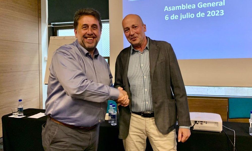 Miguel Ángel García Argüelles, a la izquierda, junto a Gonzalo de Olabarría