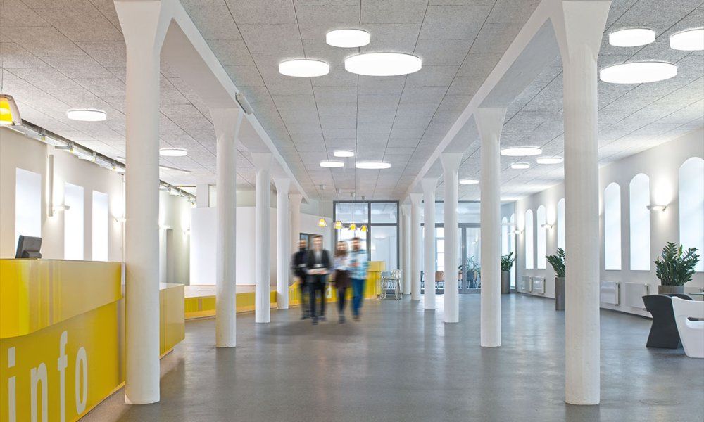 Trilux presenta Olisq, nueva solución universal en iluminación