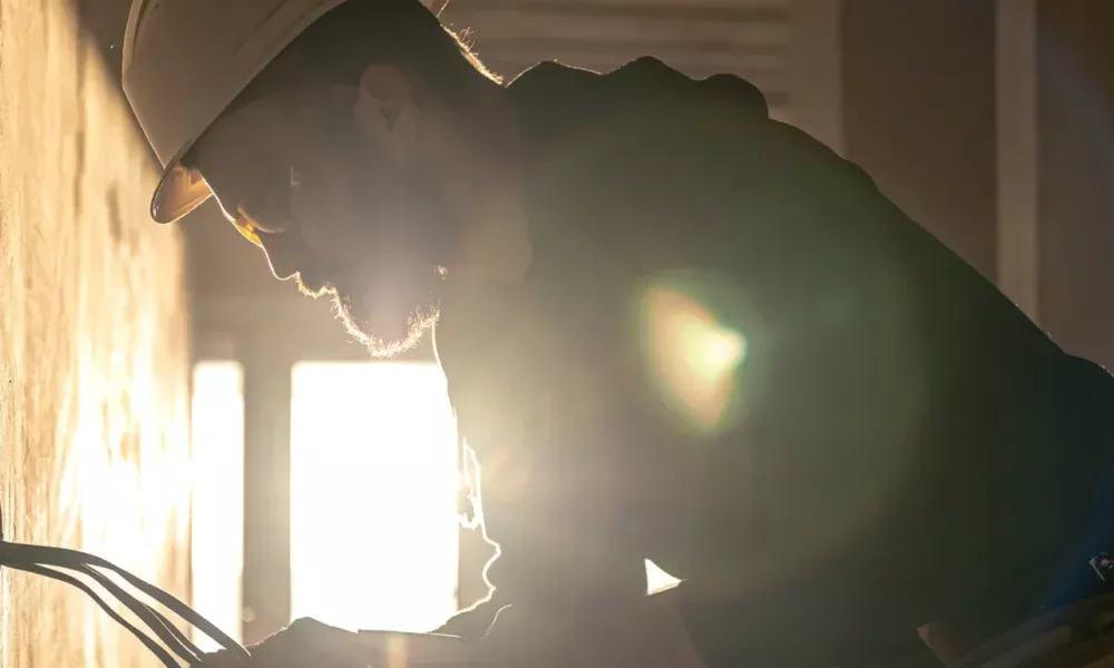 El necesario mantenimiento de las instalaciones eléctricas en verano