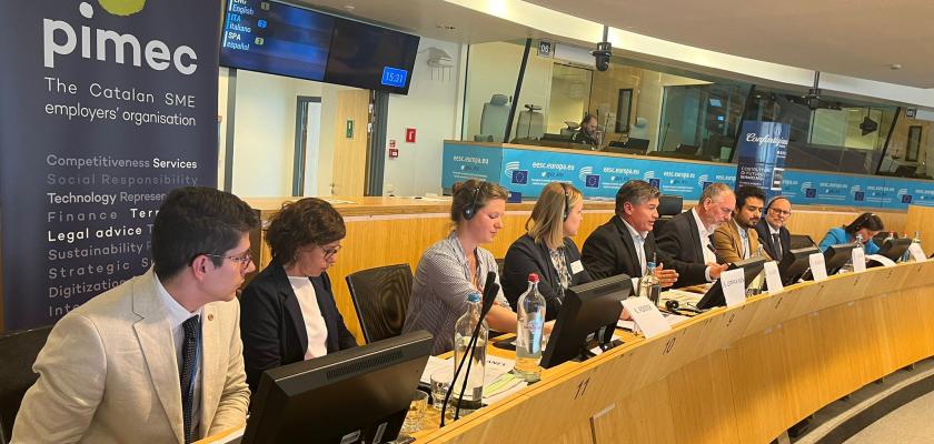 La Comisión Europea quiere obligar a las empresas a pagar a sus proveedores a 30 días