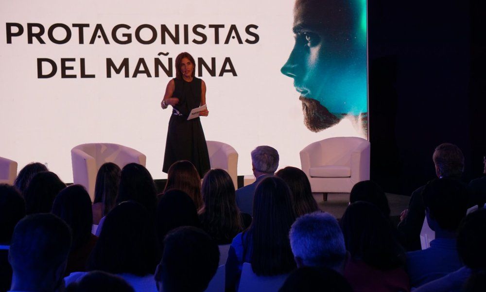 Niessen hace a su nueva serie Alba, “protagonista del mañana”