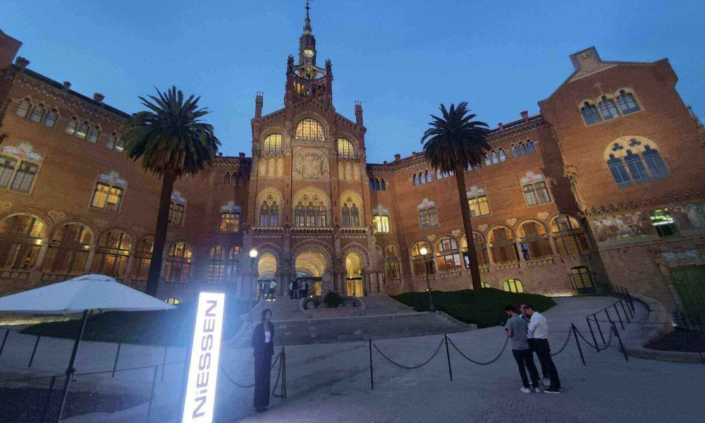 Niessen culmina en Barcelona la presentación de Alba, con la serie de eventos “Protagonistas del mañana”