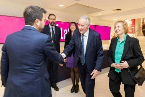 Los directivos de Circutor reciben al presidente de la Generalitat de Cataluña