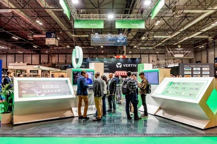 Schneider Electric presenta su oferta integral para la continuidad digital total de los centros de datos