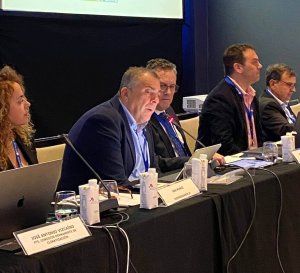 Un momento del desarrollo de la reunión