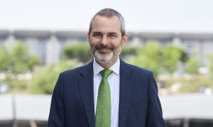 “En algún momento se va a tener que repensar la estructura de generación-distribución-comercialización para garantizar un mercado sano” JAVIER BESCÓS, director de Regulación e Innovación de FENÍE ENERGÍA