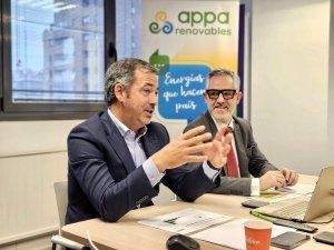 El 7 % de las viviendas unifamiliares y el 2 % de las empresas españolas ya tienen instalación de autoconsumo