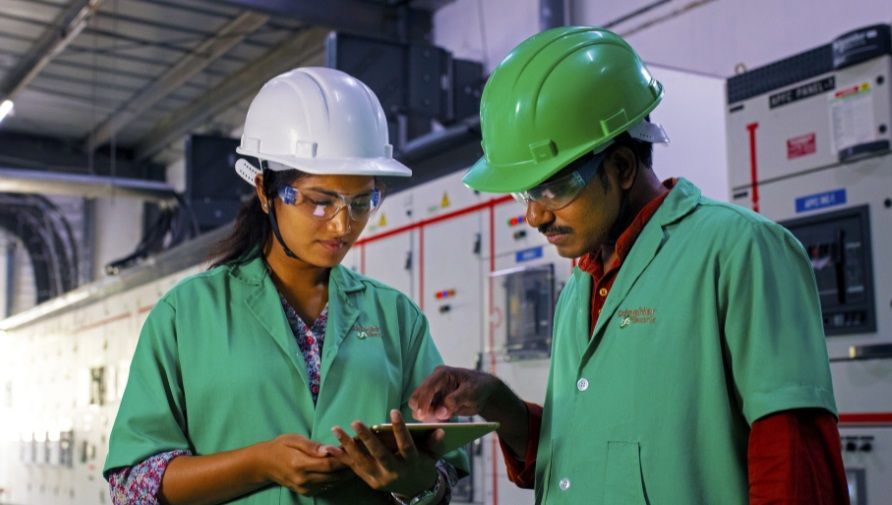 Los nuevos empleos tecnológicos en las industrias que crea la digitalización