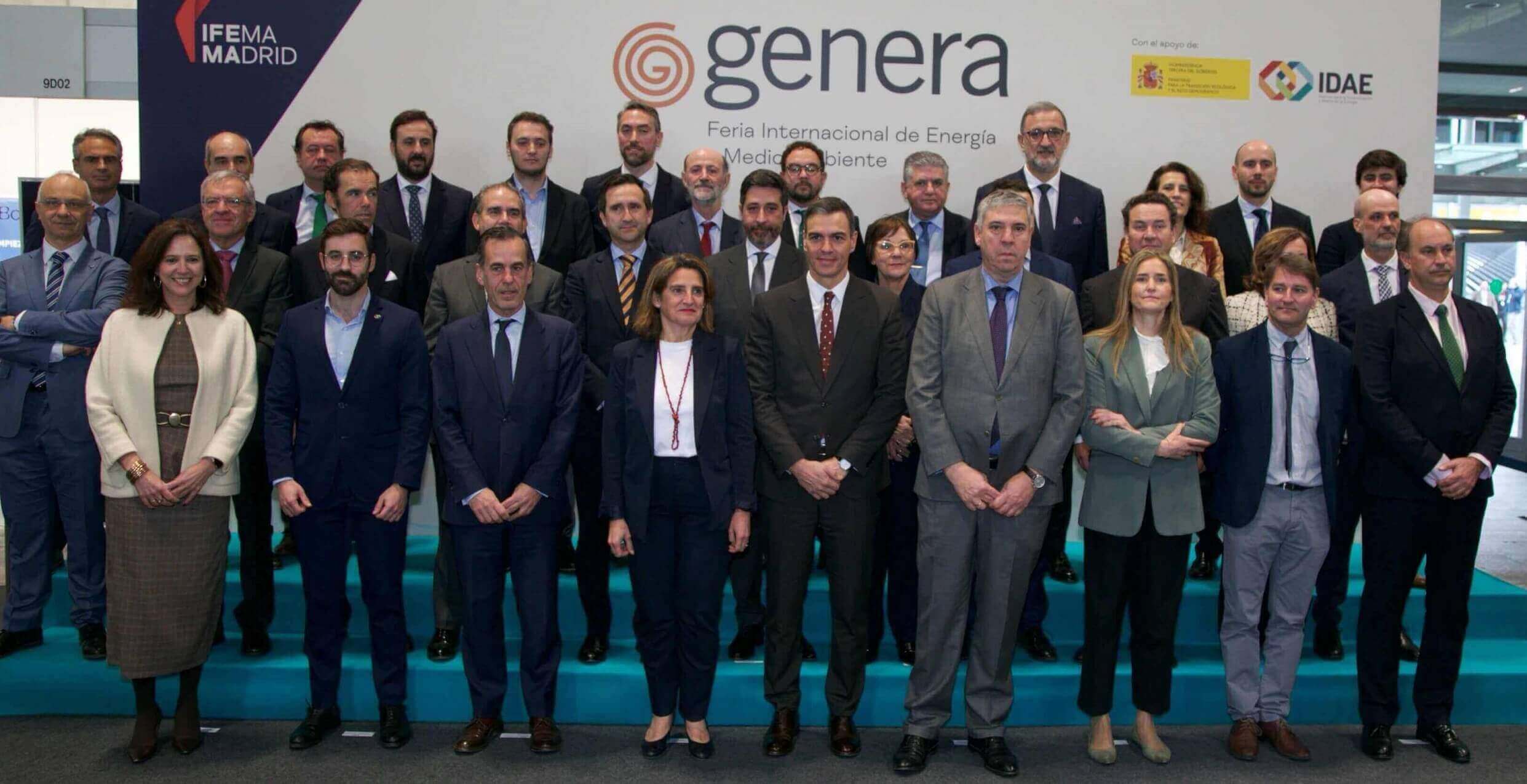 Pedro Sánchez inaugura una nueva edición de Genera que se estrena con pasillos y stands llenos de profesionales