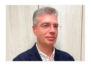 Xavier Montfort, nuevo presidente del comité internacional de normalización sobre cargadores para vehículos eléctricos