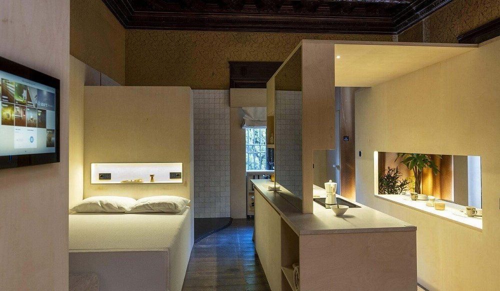 Niessen muestra en Casa Decor 2024 las opciones de su colección Alba, en una vivienda nómada