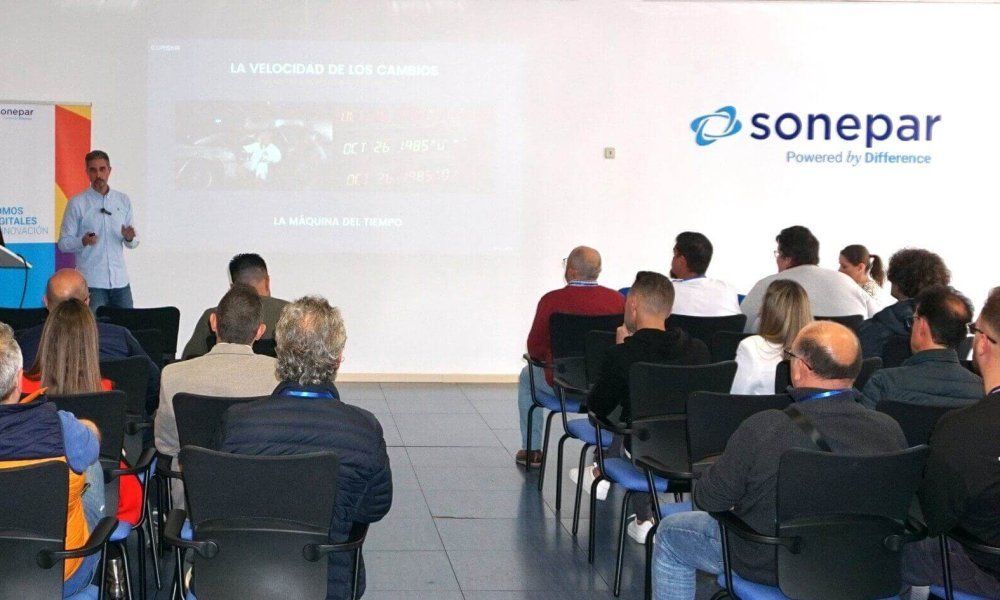 La sede de Sonepar acoge una sesión formativa sobre digitalización orientada a empresas instaladoras