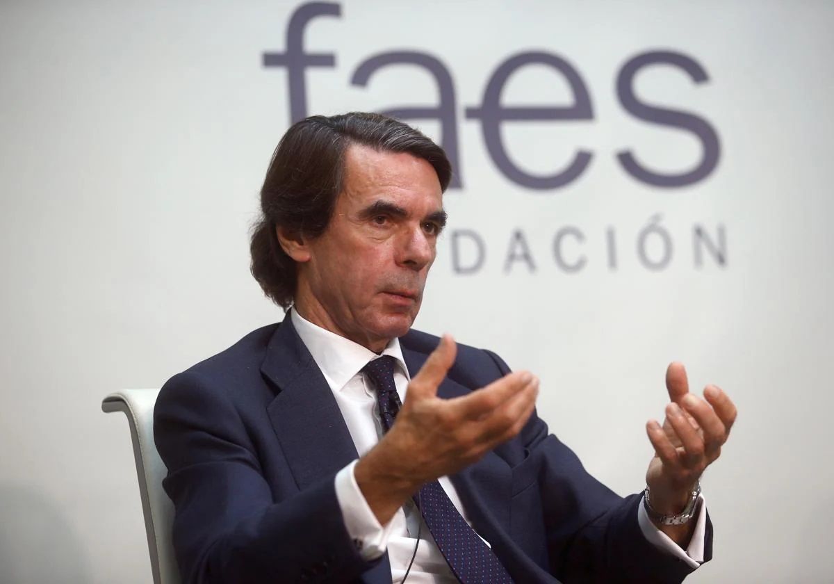 La Fundación Faes, de Aznar avisa de un posible exceso de generación renovable y abandera la energía nuclear