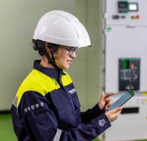 Schneider Electric busca “un impacto de sostenibilidad” con el interruptor digital para MT EvoPacT HVX™