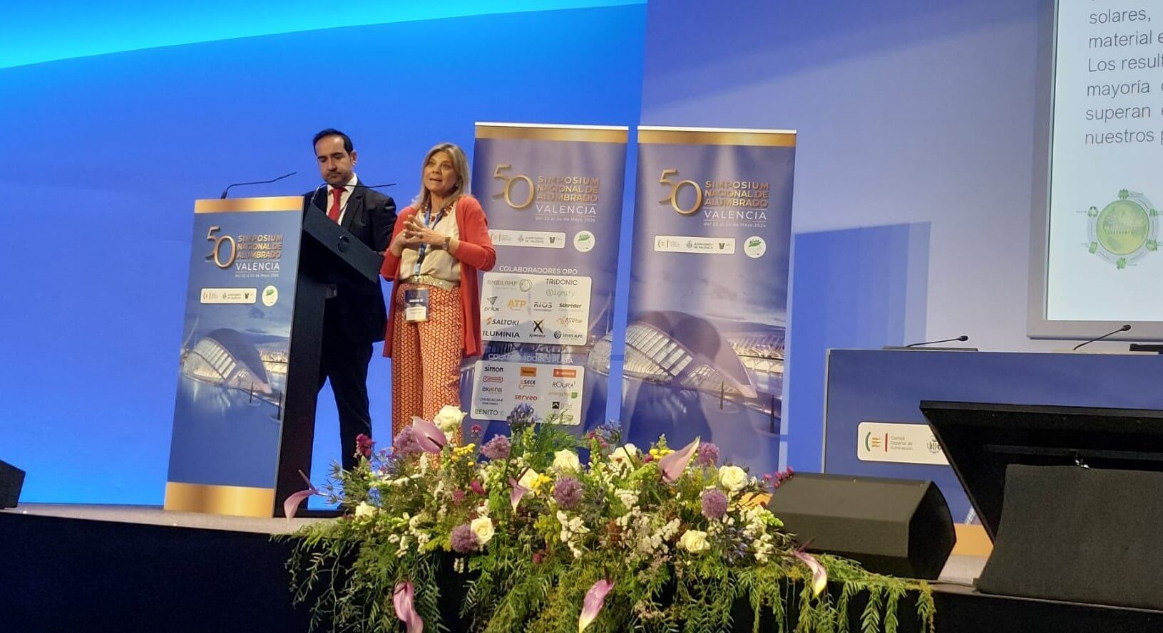 Ecolum resalta la importancia del reciclaje y el ecodiseño en el Simposium de Alumbrado CEI