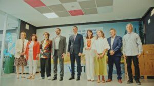 El presidente del Gobierno, Pedro Sánchez visita las instalaciones de Veltium