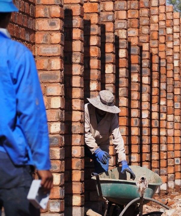 LedsC4 ilumina el futuro en Namibia