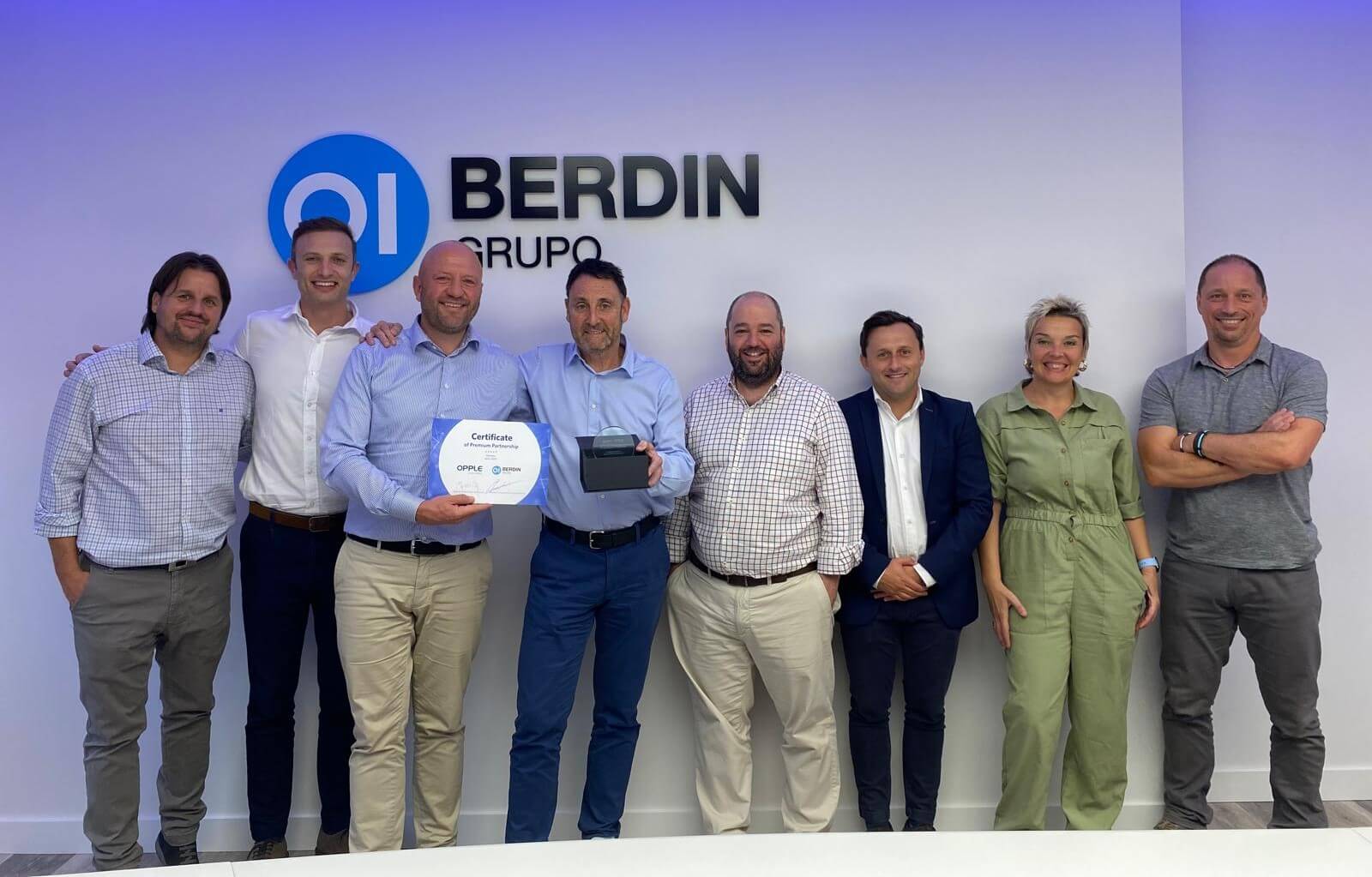 Opple otorga el premio Premium Partner a Berdin Grupo