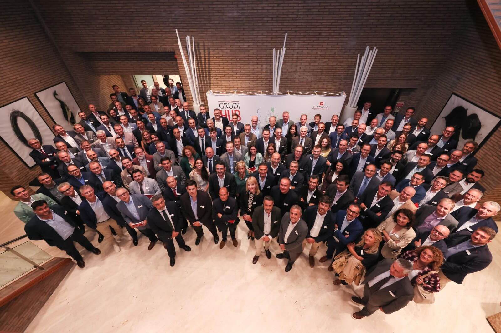 La cuarta edición de Grudihub se enfoca al futuro en un entorno de esperanza e incertidumbre