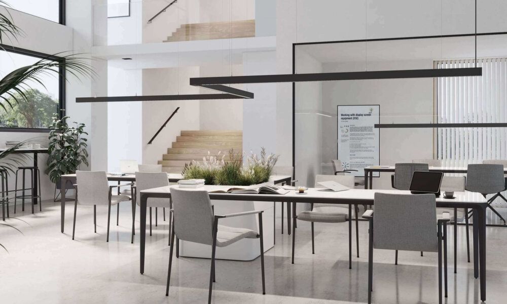 Simon 860, iluminación lineal para espacios de trabajo saludables y productivos