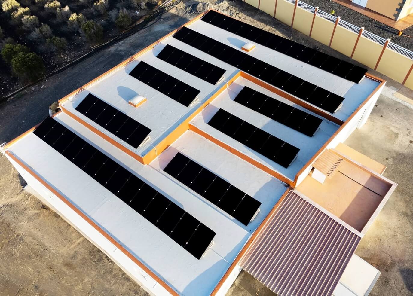 La granja orgánica Finca La Calabaza se vuelve más verde con los módulos ABC de Aiko