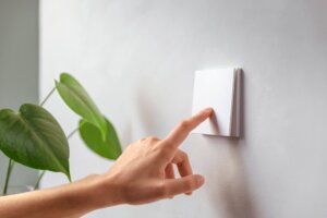 Niessen cumple 110 años y lo celebra con Alba Infinity, nuevo diseño y nueva identidad visual “con toque humano”