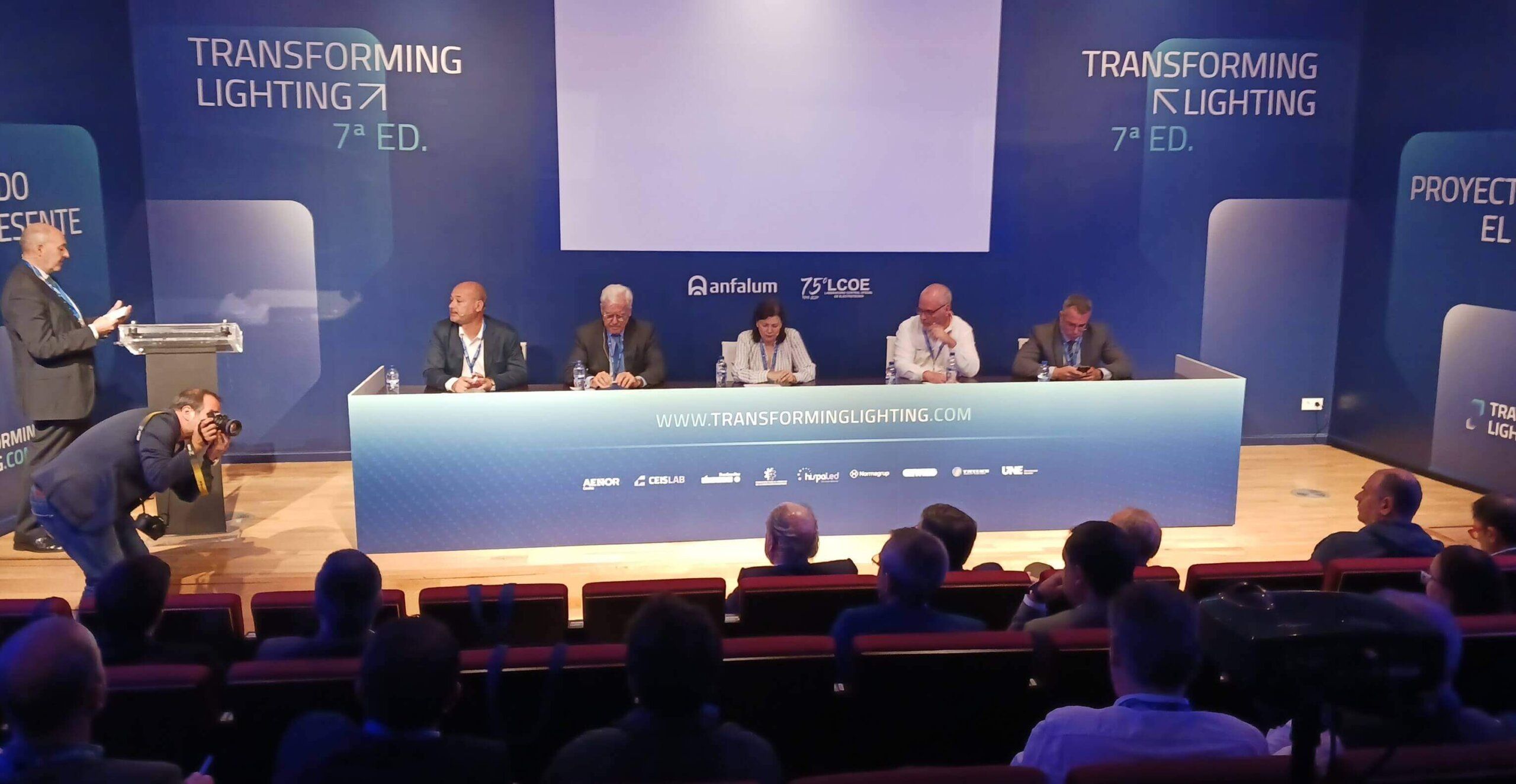 Alumbrado público, conformidad, eficiencia y circularidad centran el interés de la séptima edición de Transforming Lighting