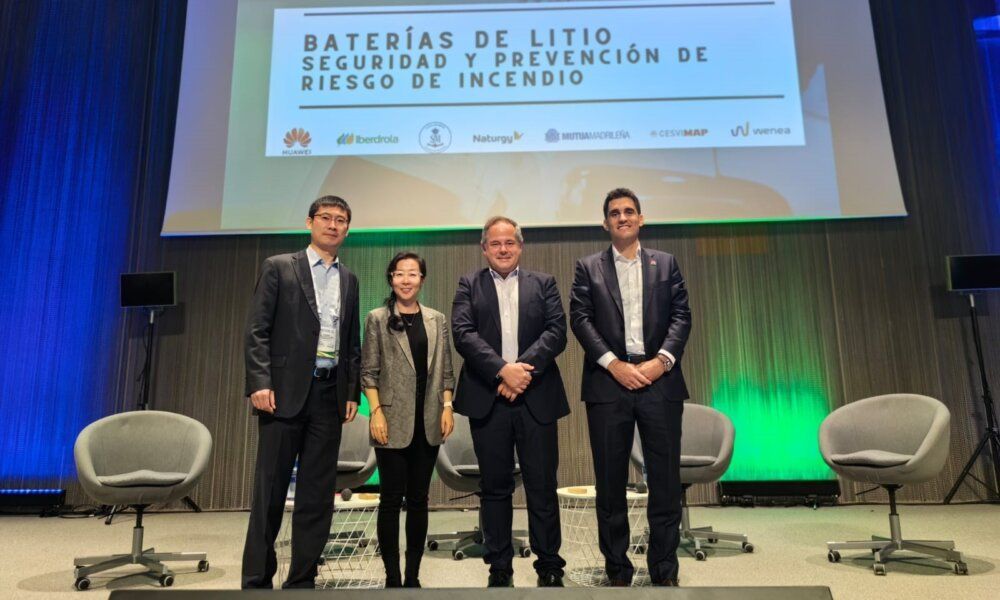 Los vehículos eléctricos presentan mucho menos riesgo de incendio que los vehículos de combustión