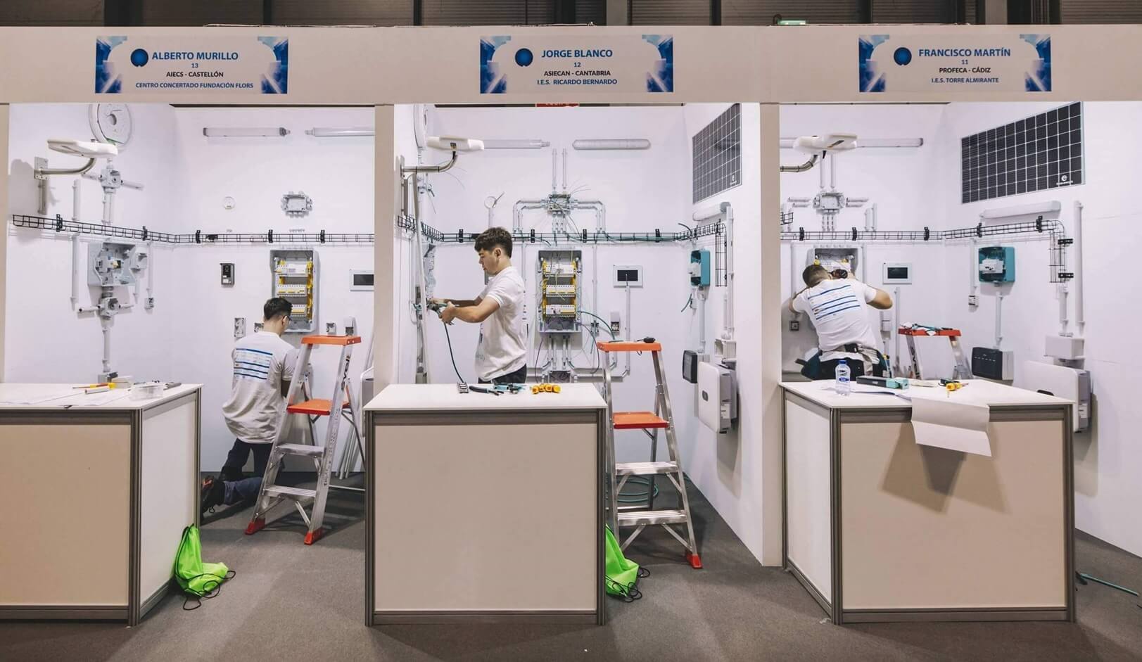 Fenie y los patrocinadores del Concurso de Jóvenes Instaladores donan a los centros de FP parte del material empleado en el certamen