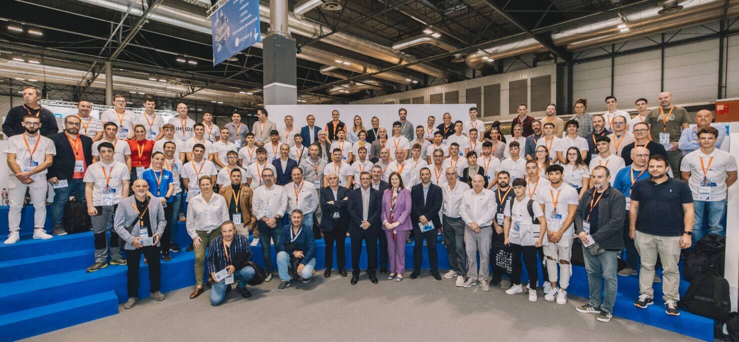 Jesús González, del I.E.S. María Moliner de Segovia, mejor instalador joven de España