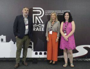 Ecolum participa en eventos clave y ofrece ayuda en la gestión de residuos tras la DANA en Valencia