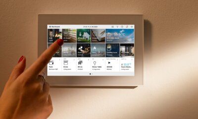 ABB presenta OneTouch 7”, único panel para la automatización del hogar y la comunicación por videoportero