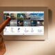 ABB presenta OneTouch 7”, único panel para la automatización del hogar y la comunicación por videoportero