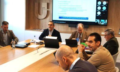 Francisco Pardeiro, presidente de Anfalum, y Alfredo Berges, secretario general, durante la asamblea