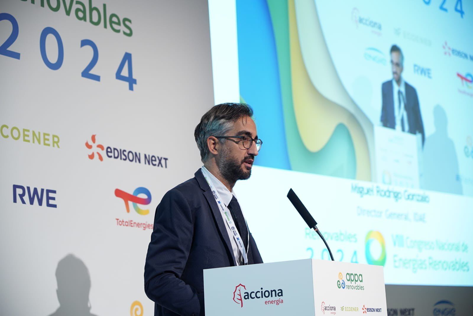 2025 será el año del “doblete renovable”, la fotovoltaica será la segunda fuente de generación de energía, tras la eólica