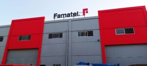 Famatel presenta su nueva serie Stone, de armarios de poliéster “de alta resistencia”