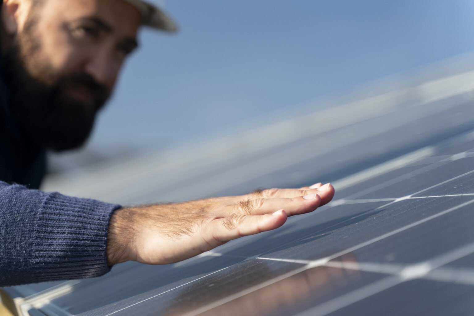 Fenie participa en el desarrollo de recomendaciones para la seguridad de los trabajos fotovoltaicos en cubiertas