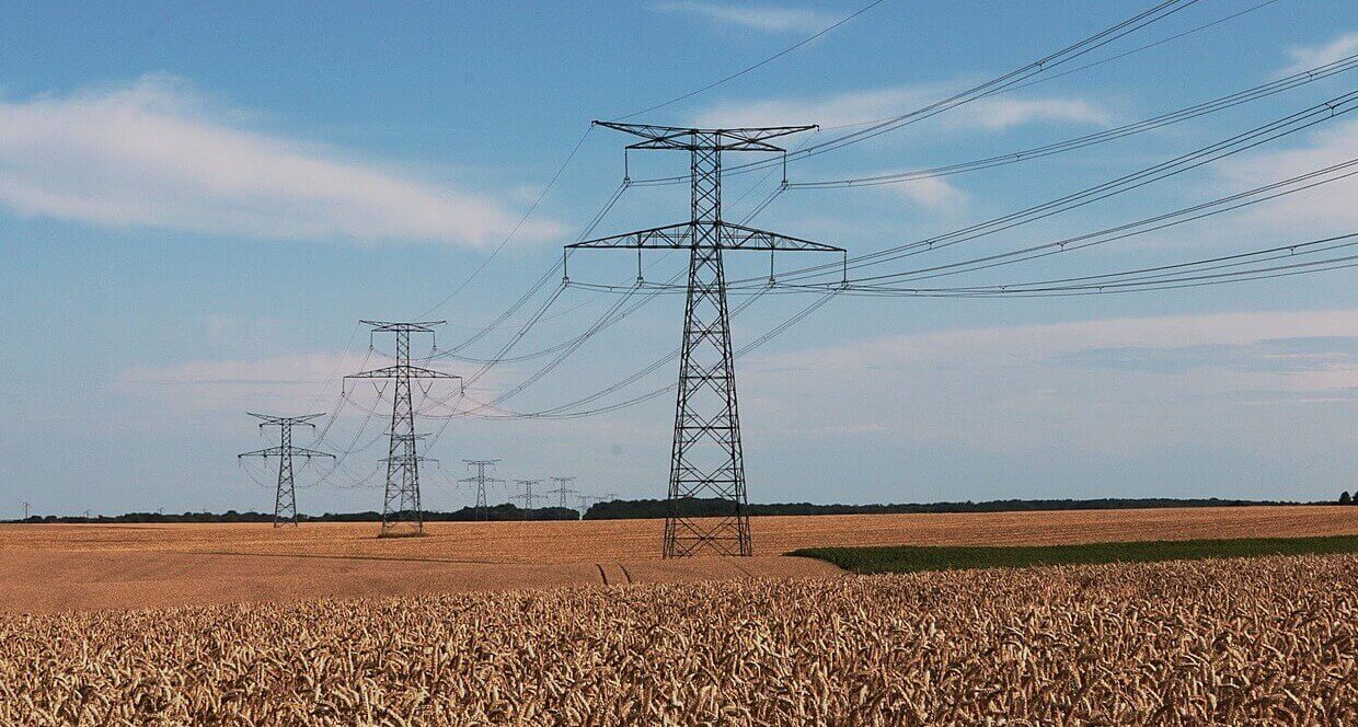 FENIE acompaña a las empresas instaladoras al adaptar los trámites de acceso y conexión a las nuevas exigencias de la CNMC