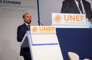 Unef llama a “agilizar la regulación del almacenamiento y dar un salto crucial en la transición energética”