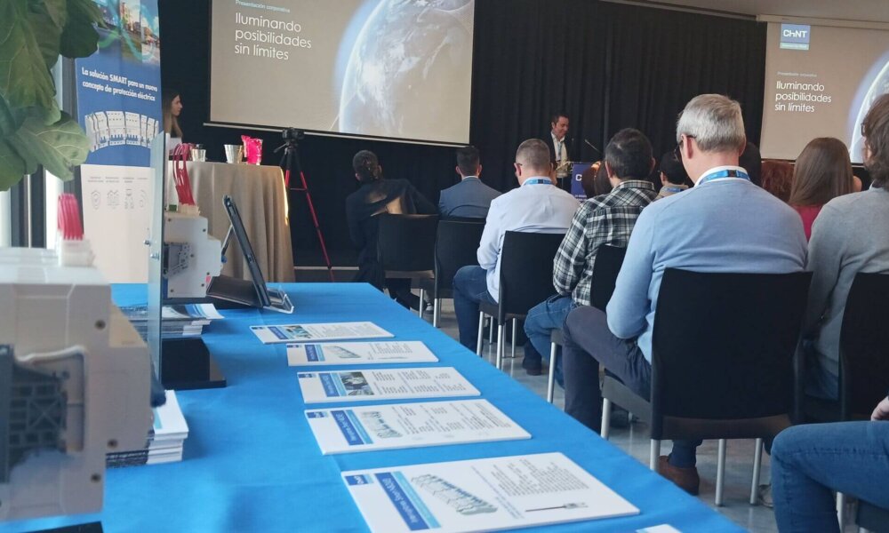 Chint Electrics presenta su nueva serie de interruptores inteligentes NB2 en el Círculo de Bellas Artes de Madrid