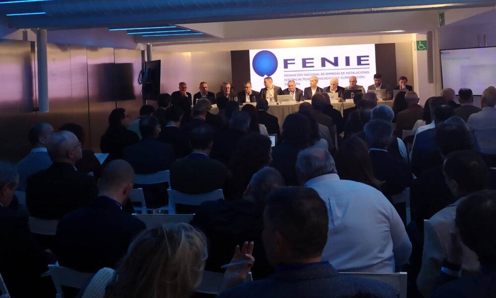 Fenie destaca el mantenimiento de las instalaciones eléctricas como clave de la electrificación