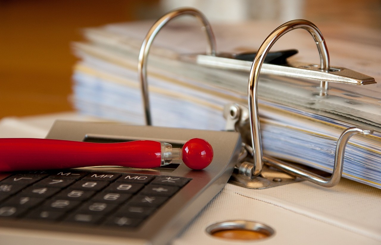 Fenie también constata que las administraciones locales han empeorado sus plazos de pago